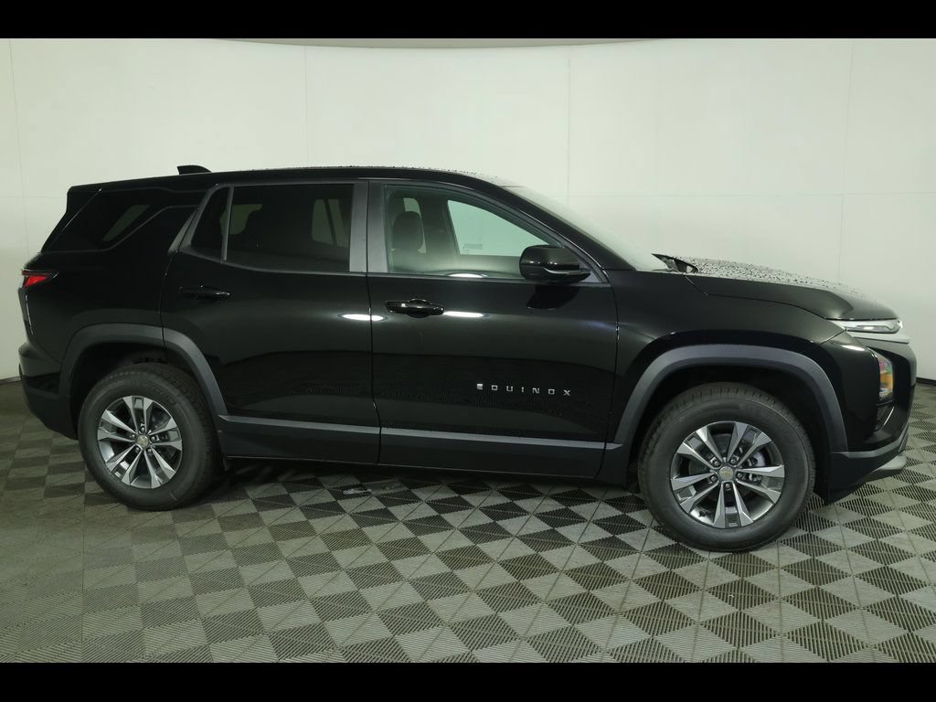 2027 Chevrolet Equinox LT - Photo 15