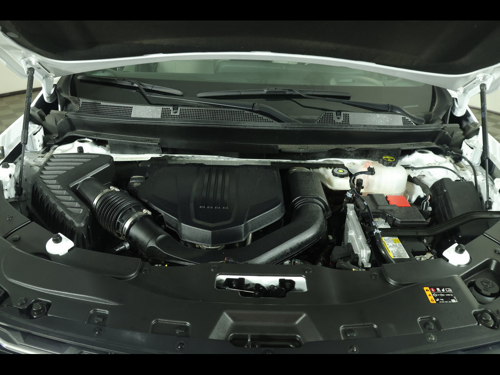 2025 Chevrolet Traverse LT - Photo 21