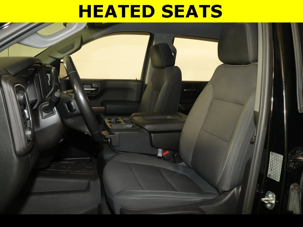 2019 Chevrolet Silverado 1500 RST photo 3