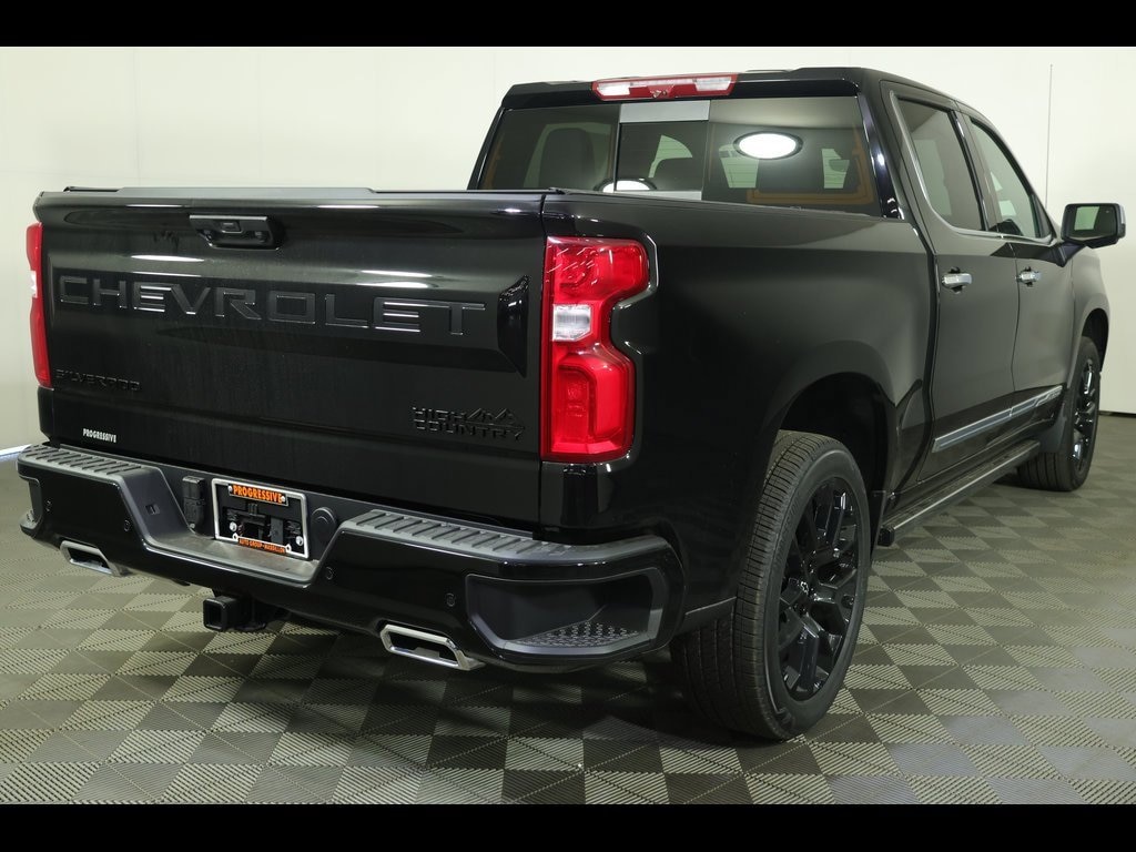 New 2026 Chevrolet Silverado 1500 High Country Truck