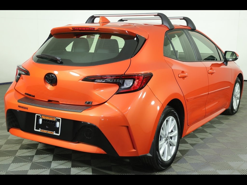 Used 2025 Toyota Corolla Hatchback SE Hatchback