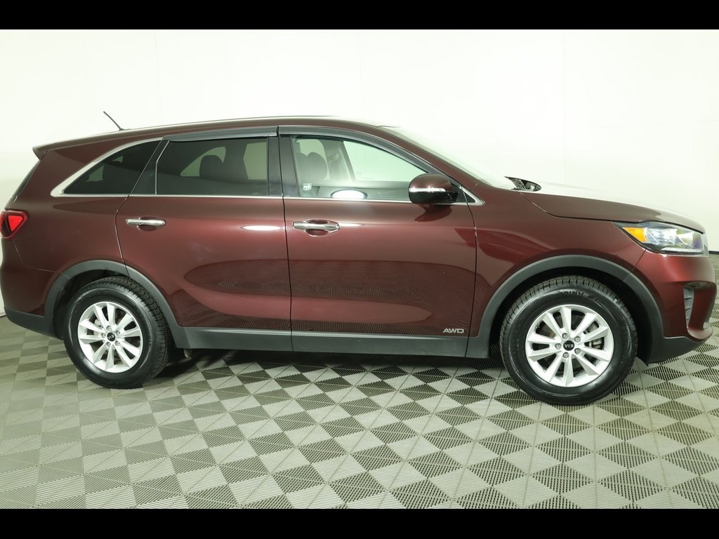 Used 2020 Kia Sorento LX with VIN 5XYPGDA30LG653467 for sale in Massillon, OH