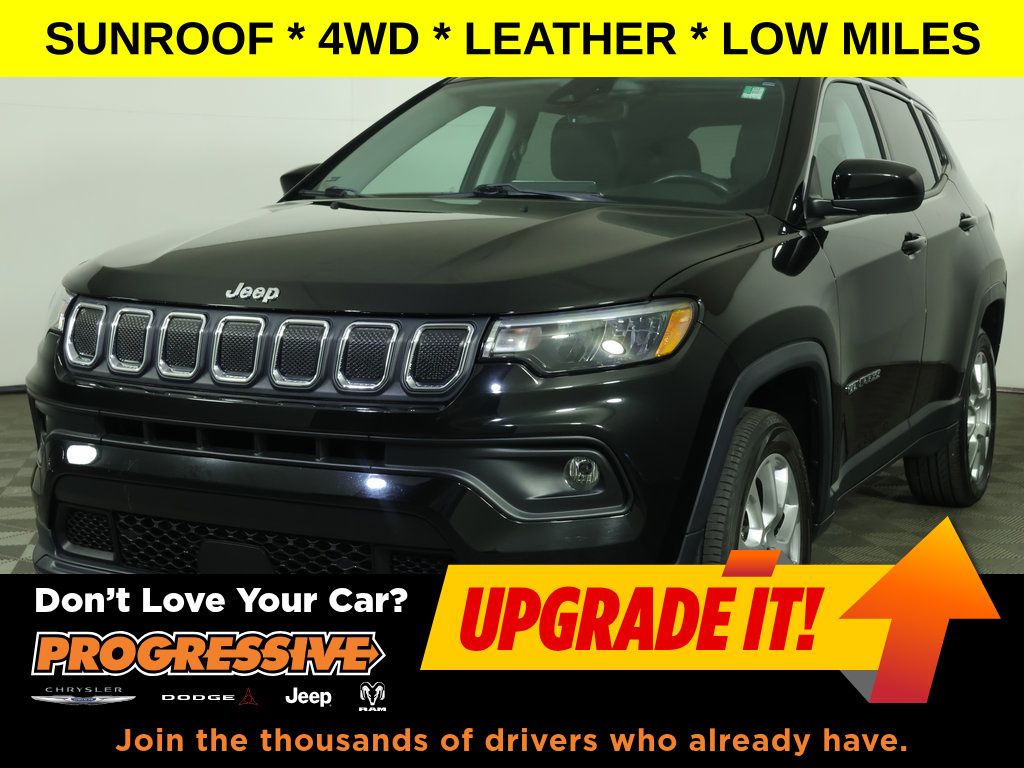 2022 Jeep Compass Latitude Lux 4X4's photo