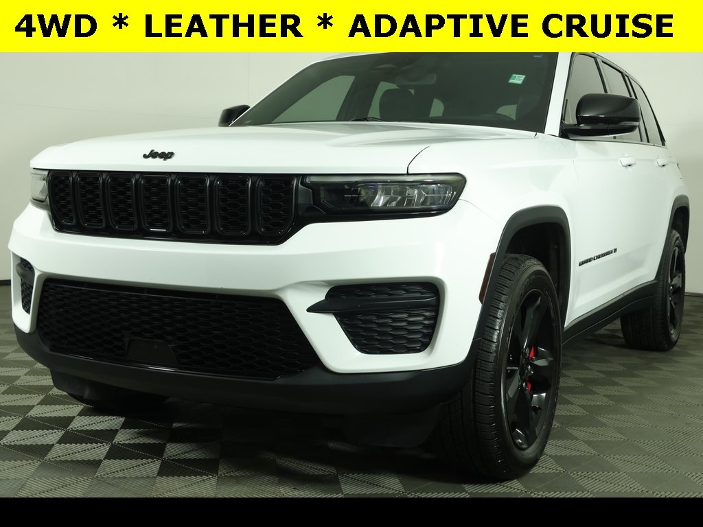 2022 Jeep Grand Cherokee Altitude's photo