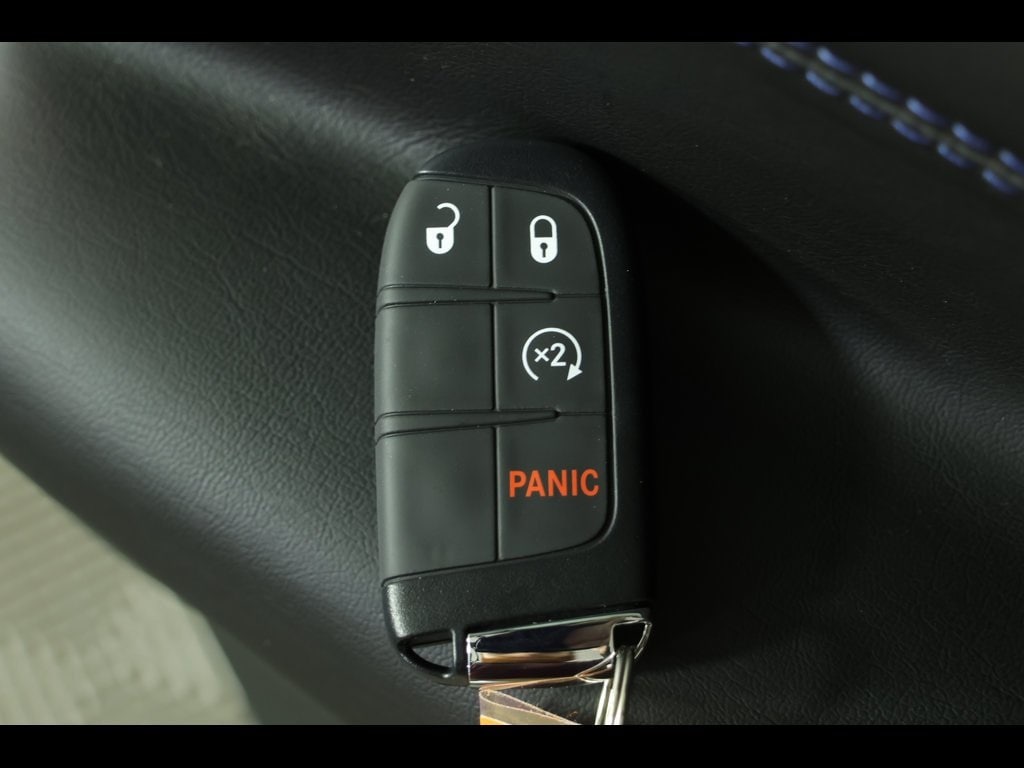 New 2026 Jeep Compass LATITUDE ALTITUDE 4X4 Sport Utility