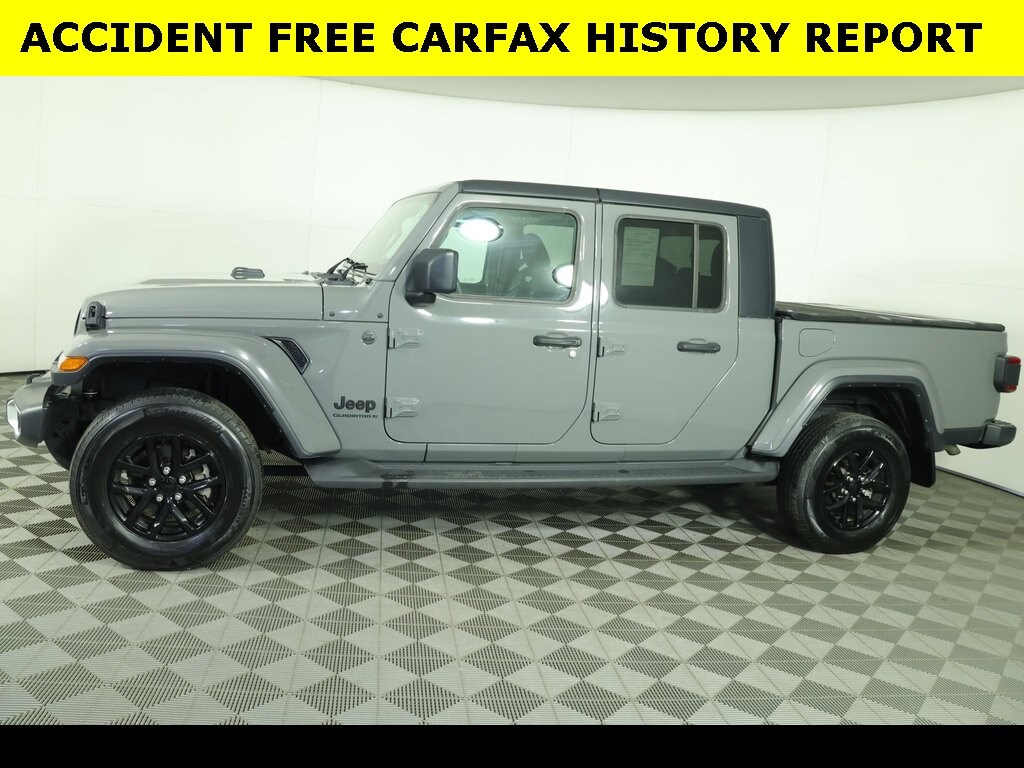 Used 2023 Jeep Gladiator Sport Truck