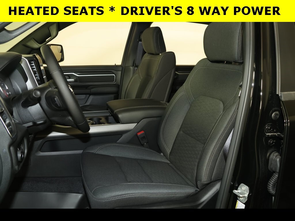 New 2026 Ram 1500 BIG HORN CREW CAB 4X4 5'7 BOX Pickup