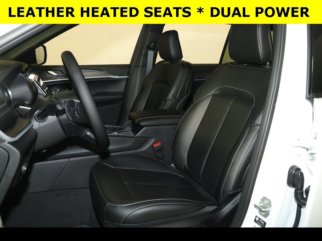 New 2025 Jeep Grand Cherokee L LIMITED 4X4 Sport Utility