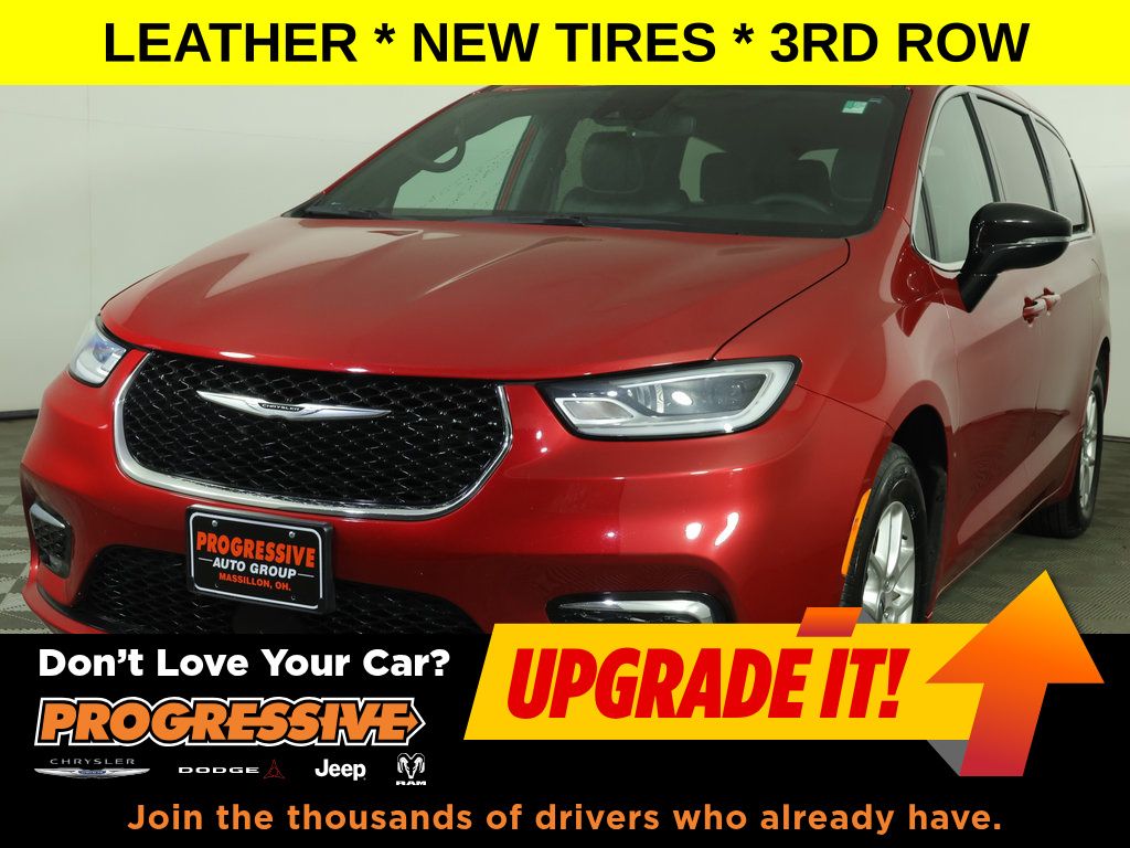 2025 Chrysler Pacifica's photo
