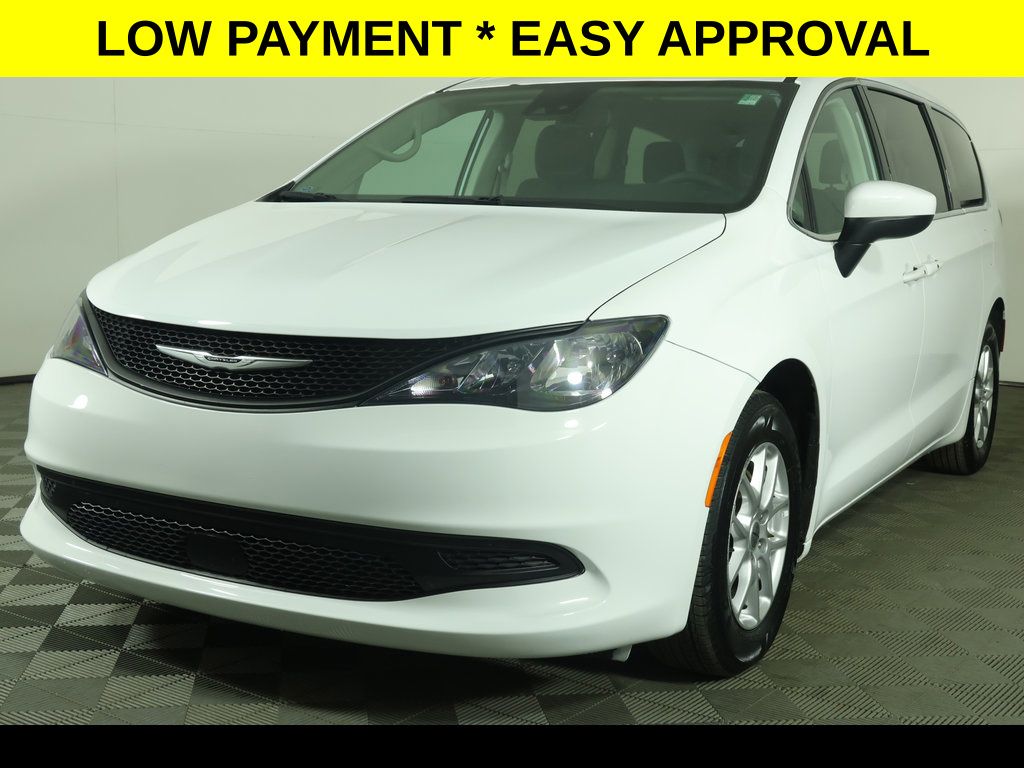 2023 Chrysler Voyager LX