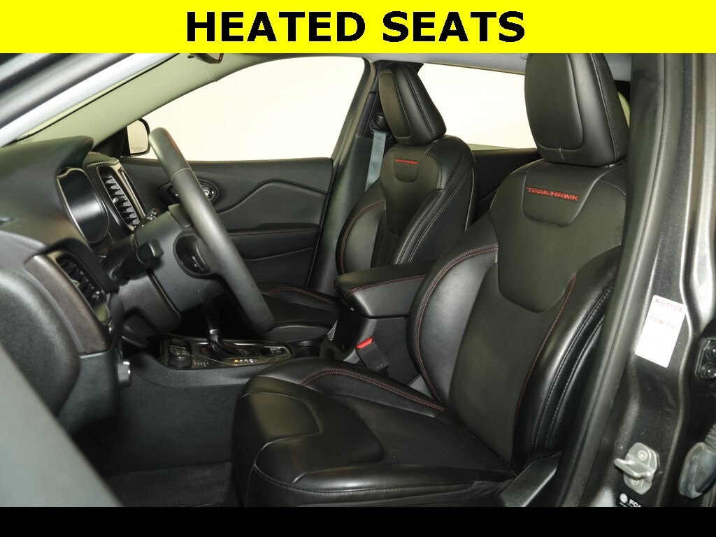 2022 Jeep Cherokee Trailhawk photo 3