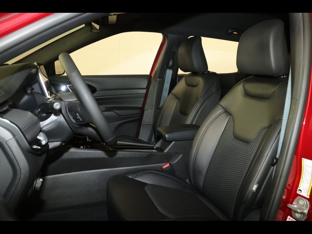 New 2026 Jeep Compass LATITUDE ALTITUDE 4X4 Sport Utility