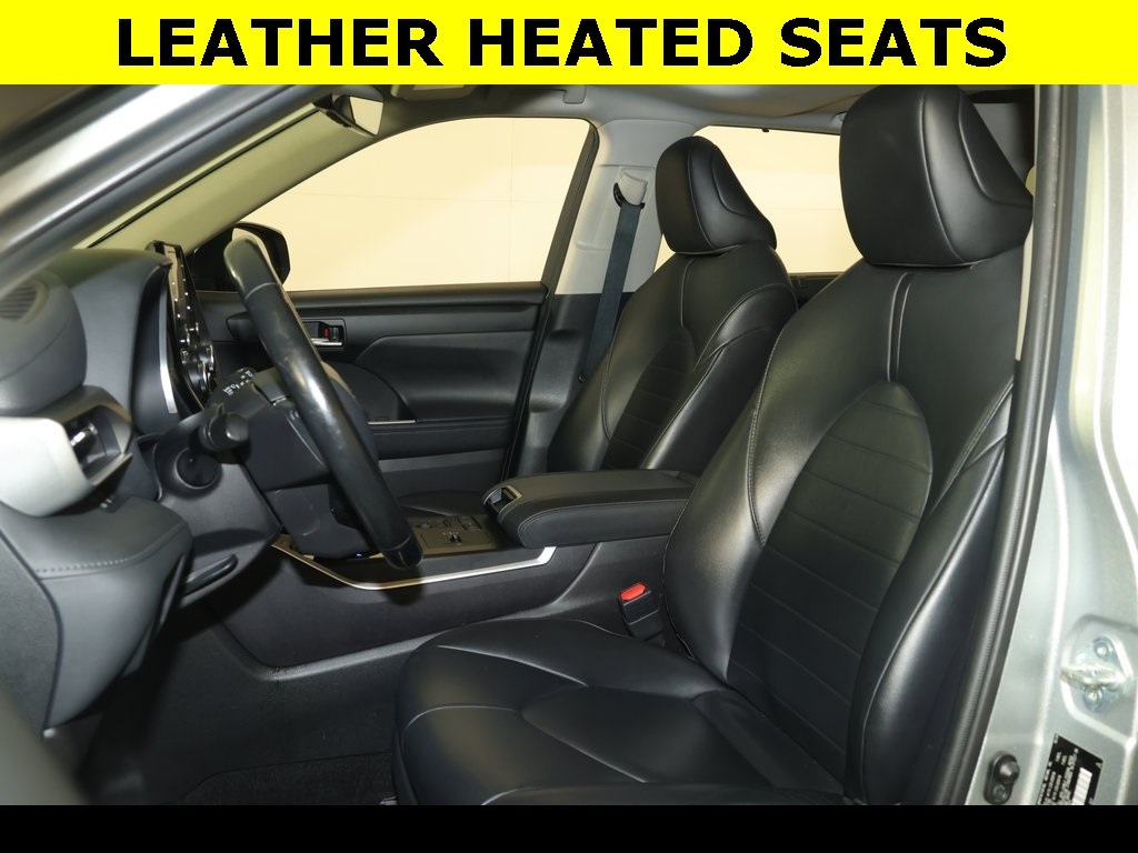 Used 2021 Toyota Highlander XLE SUV