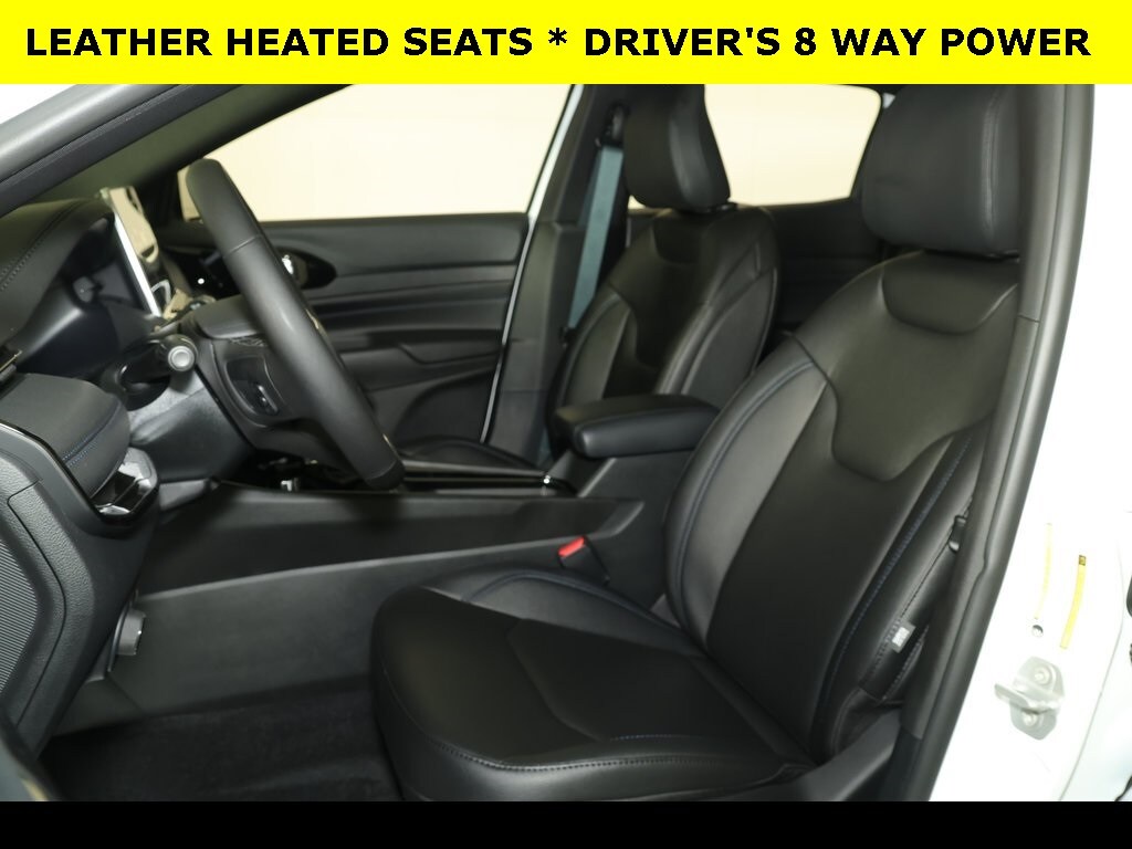 2026 Jeep Compass Limited Altitude photo 2