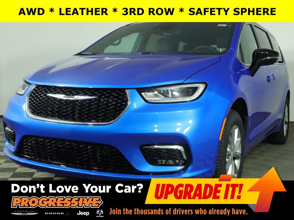 2026 Chrysler Pacifica Select AWD's photo