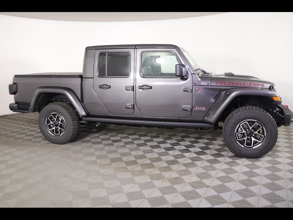 2025 Jeep Gladiator Rubicon photo 2