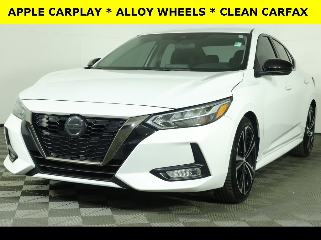 2022 Nissan Sentra SR's photo