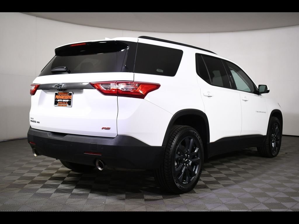 Used 2020 Chevrolet Traverse RS with VIN 1GNEVJKW8LJ210348 for sale in Massillon, OH