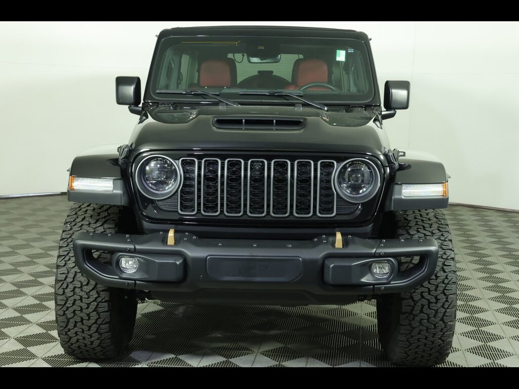 2024 Jeep Wrangler Rubicon 392 photo 2