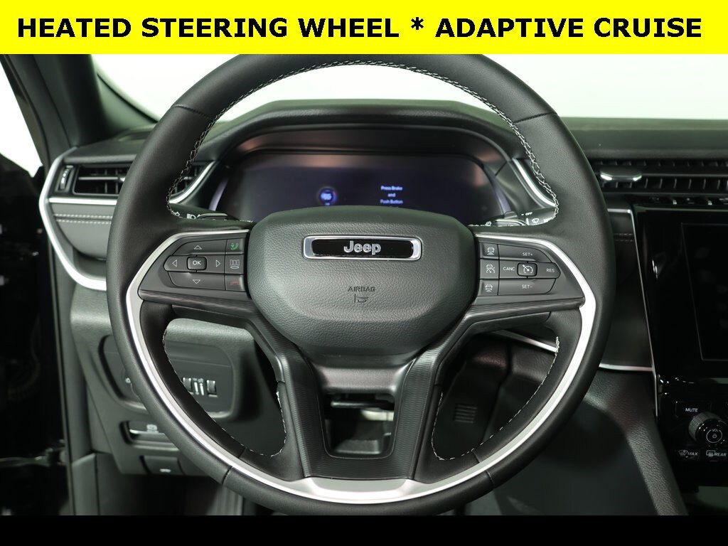 2025 Jeep Grand Cherokee Altitude photo 4
