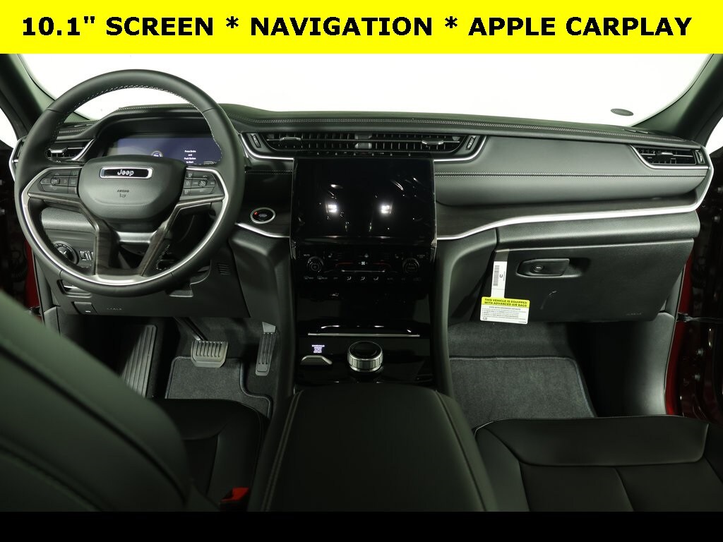 2025 Jeep Grand Cherokee Limited photo 3