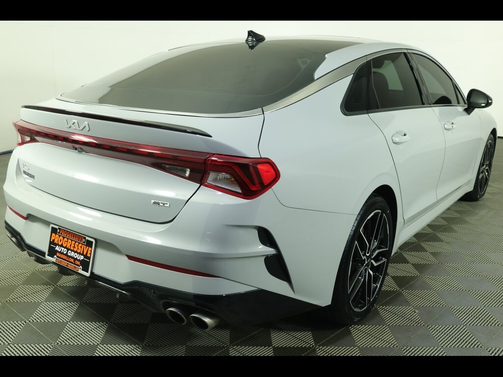 2024 Kia K5 GT photo 2