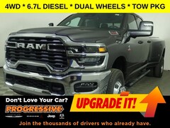 2026 Ram 3500 TRADESMAN CREW CAB 4X4 8' BOX Pickup