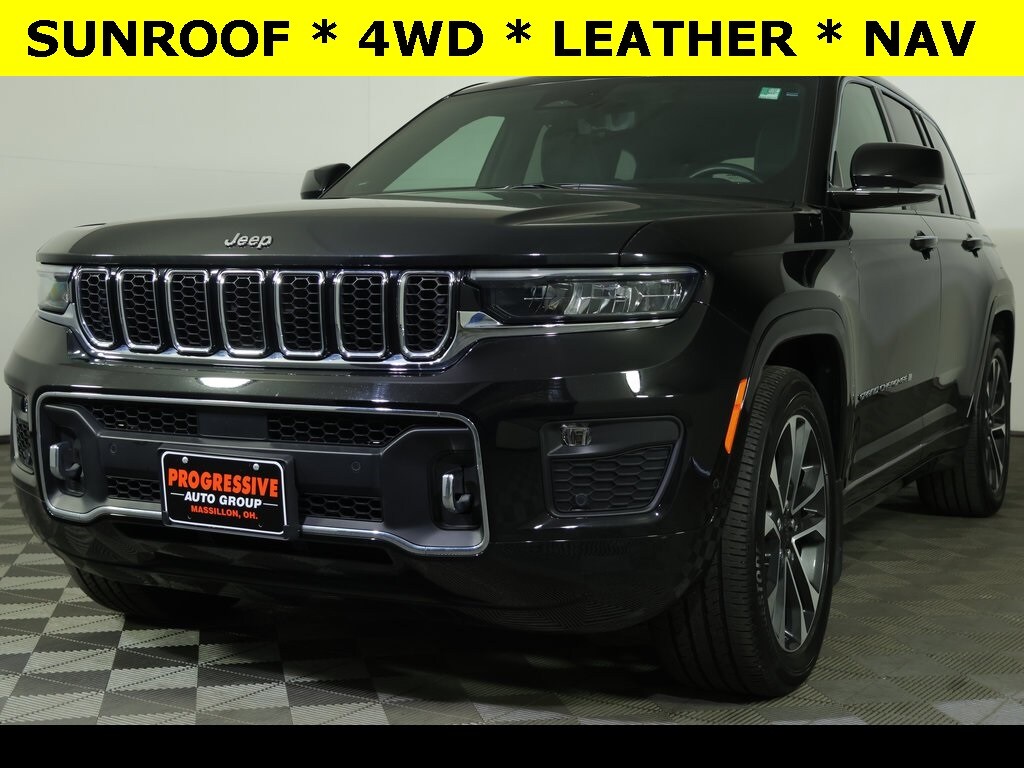2022 Jeep Grand Cherokee Overland photo 3