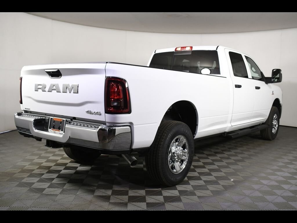 2025 Ram 2500 Tradesman photo 2