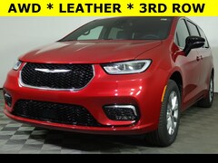 2026 Chrysler Pacifica SELECT AWD Passenger Van