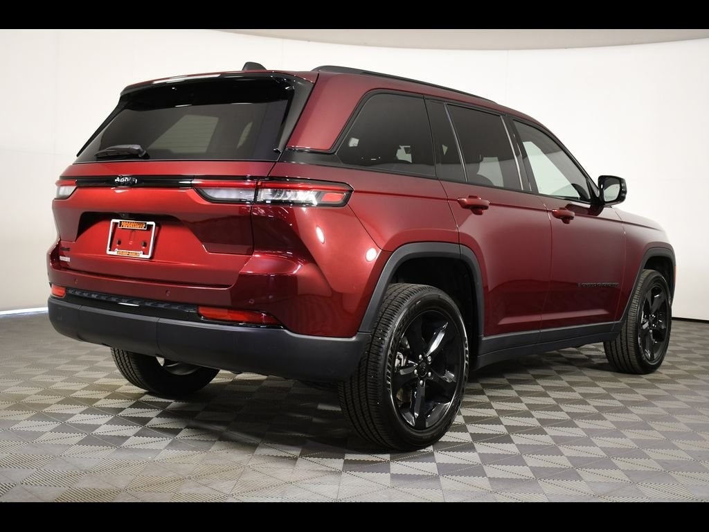 Used 2023 Jeep Grand Cherokee Altitude with VIN 1C4RJHAG0PC594712 for sale in Massillon, OH