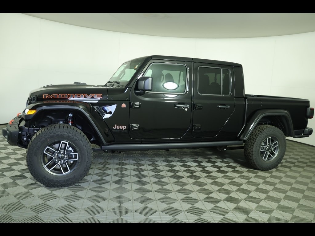 New 2025 Jeep Gladiator MOJAVE X 4X4 Pickup