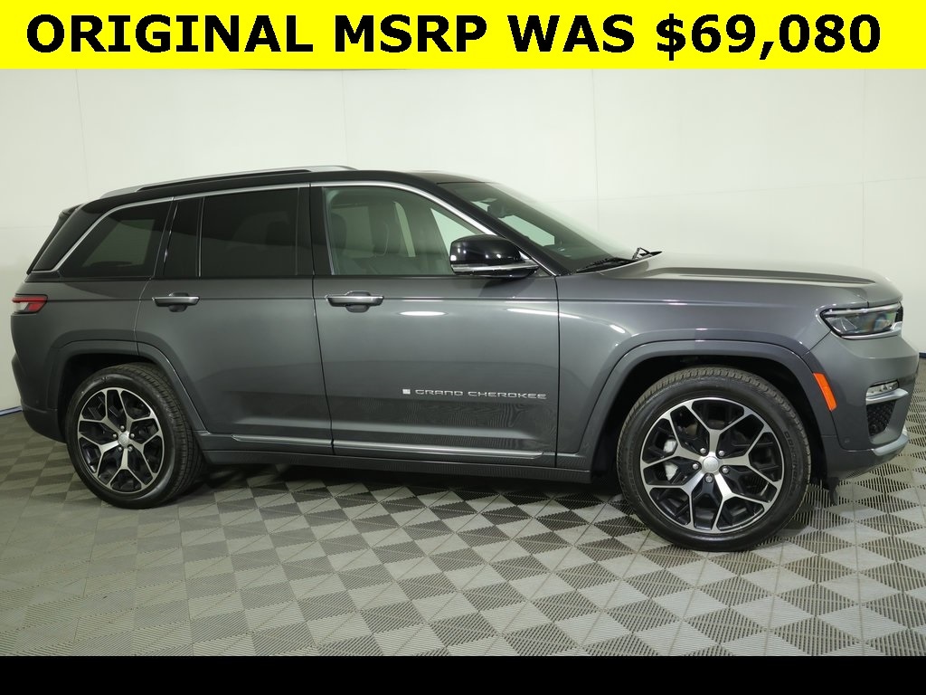 2022 Jeep Grand Cherokee Summit Reserve's photo