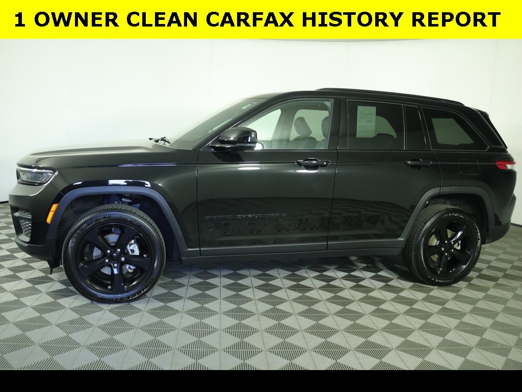 Used 2022 Jeep Grand Cherokee Altitude SUV