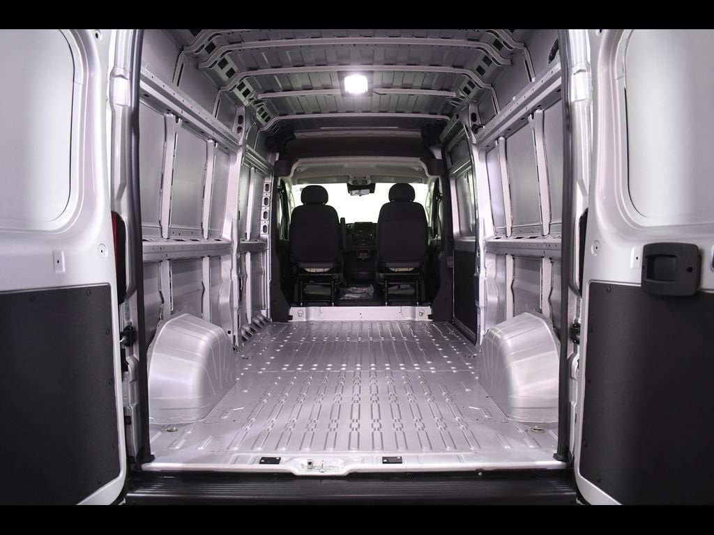 New 2025 Ram ProMaster PROMASTER 3500 TRADESMAN CARGO VAN HIGH ROOF 159' Cargo Van