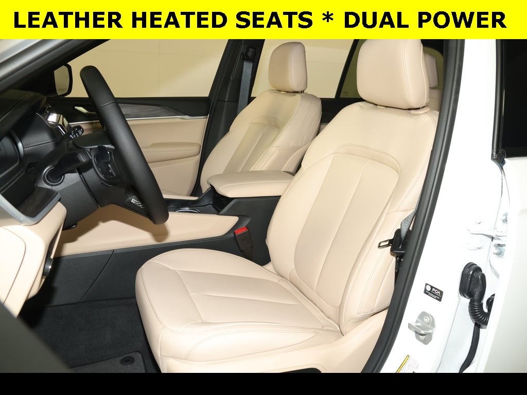 New 2025 Jeep Grand Cherokee LIMITED 4X4 Sport Utility