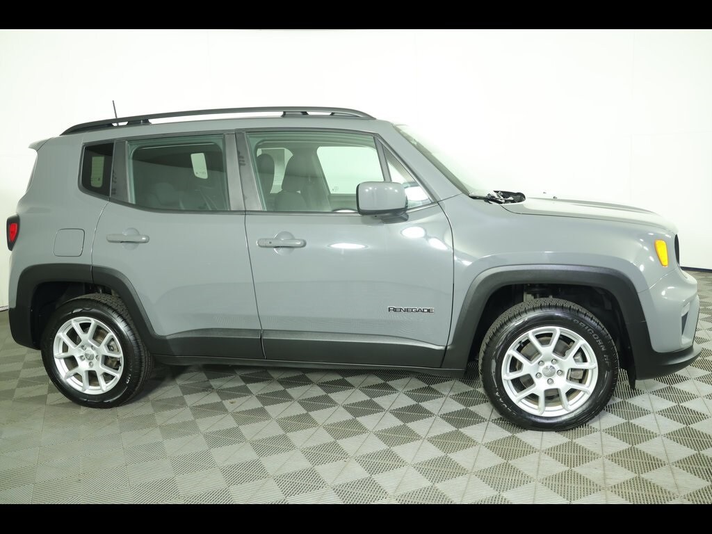 2021 Jeep Renegade Latitude photo 2