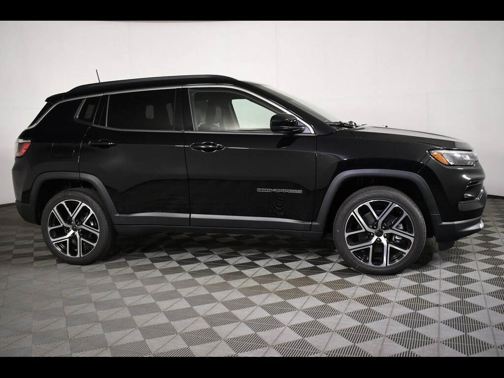 2025 Jeep Compass Limited photo 2