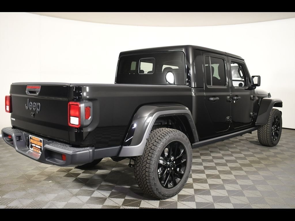 New 2024 Jeep Gladiator NIGHTHAWK 4X4 For Sale Massillon OH