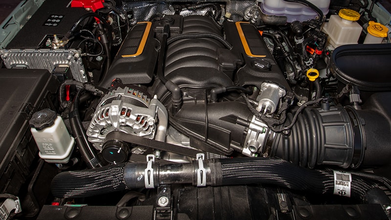 2025 Jeep Wrangler legendary V6 Pentastar engine