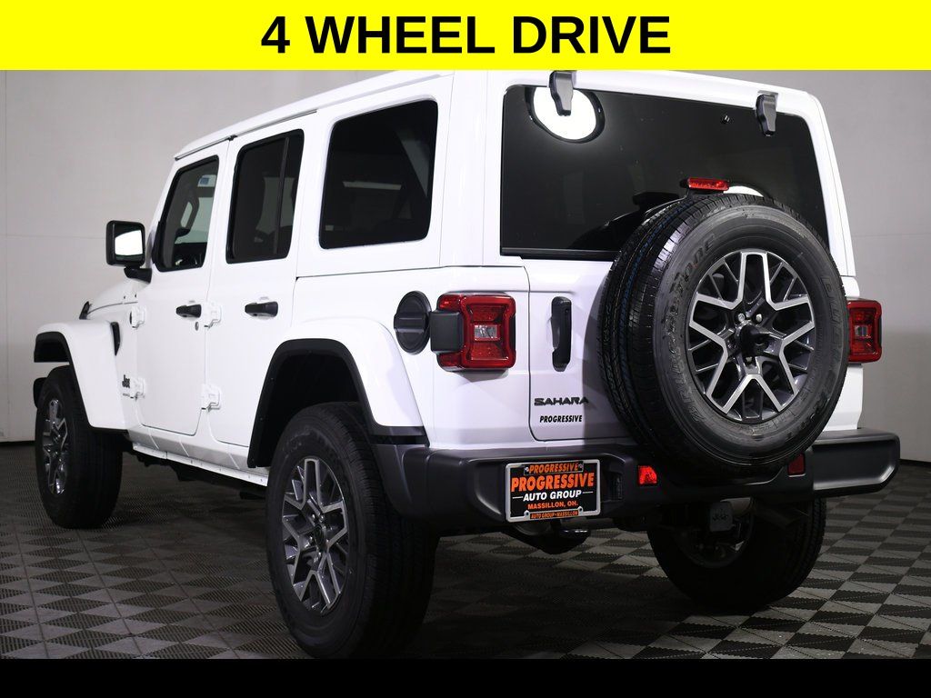 2025 Jeep Wrangler 4-Door Sahara - Photo 7
