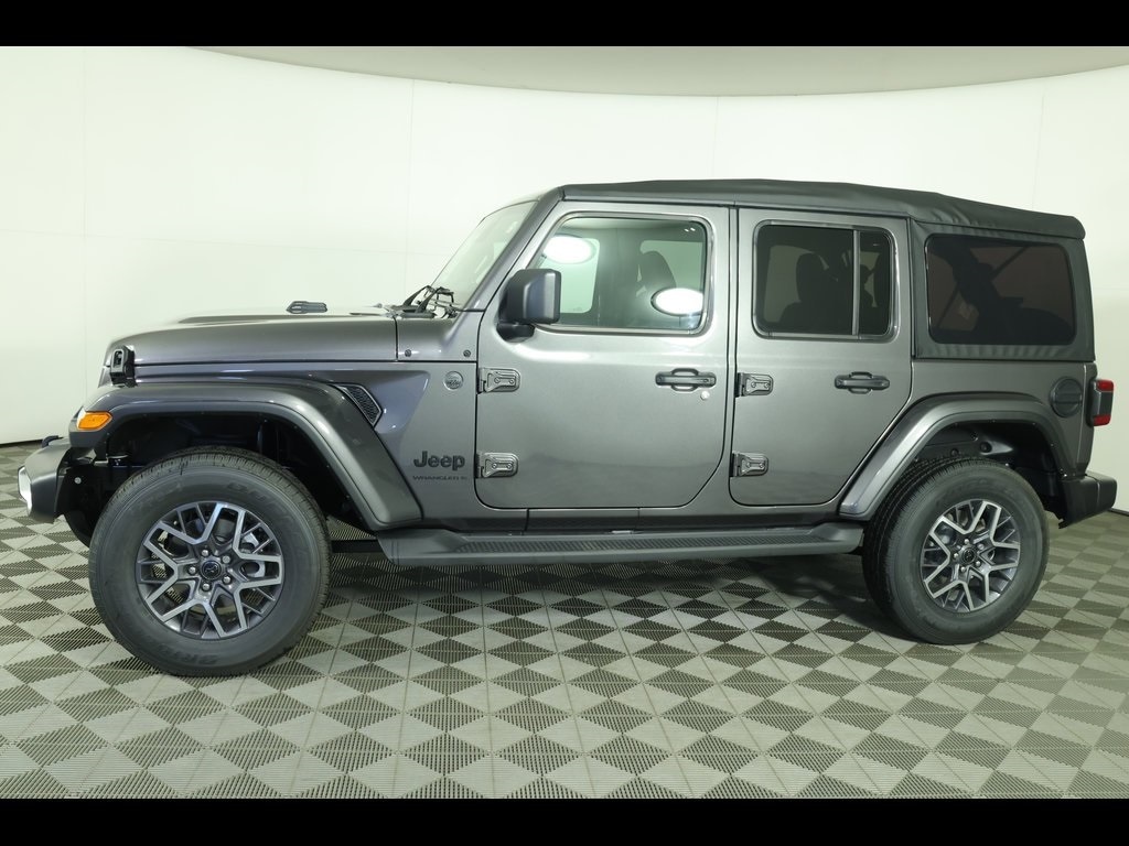 New 2026 Jeep Wrangler 4-DOOR SAHARA Sport Utility