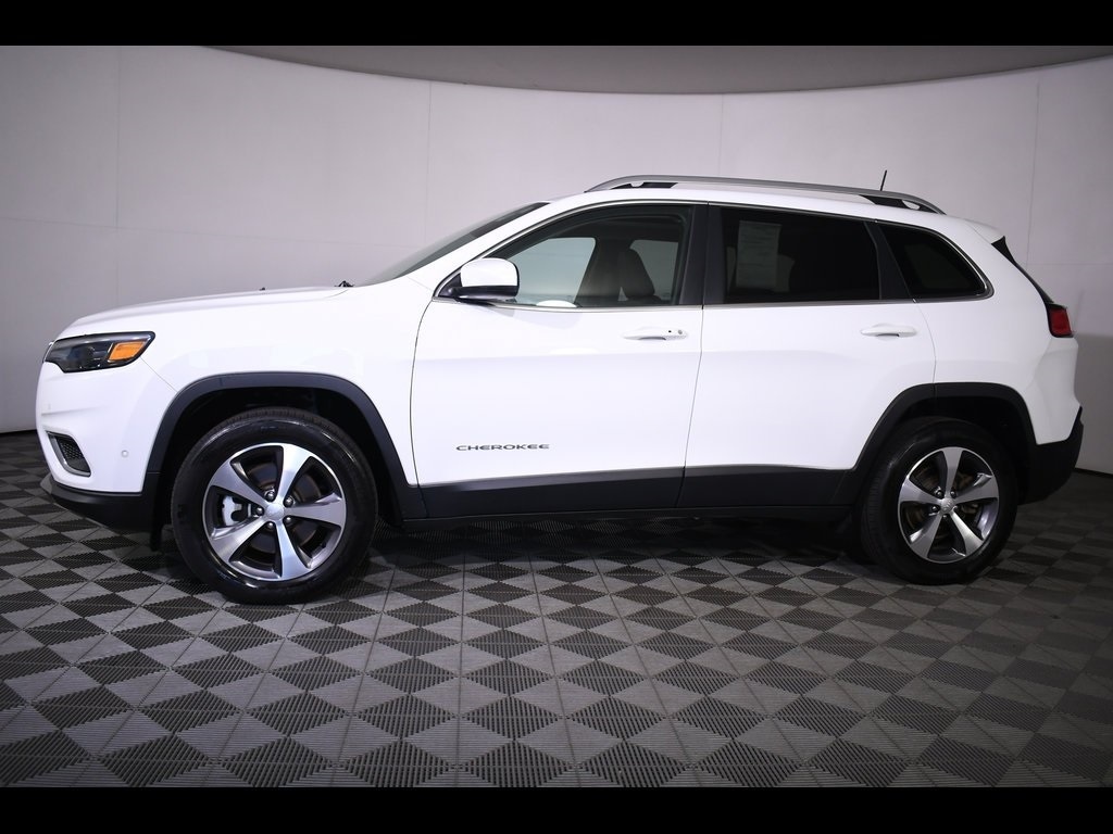 Used 2021 Jeep Cherokee Limited with VIN 1C4PJMDX4MD196937 for sale in Massillon, OH