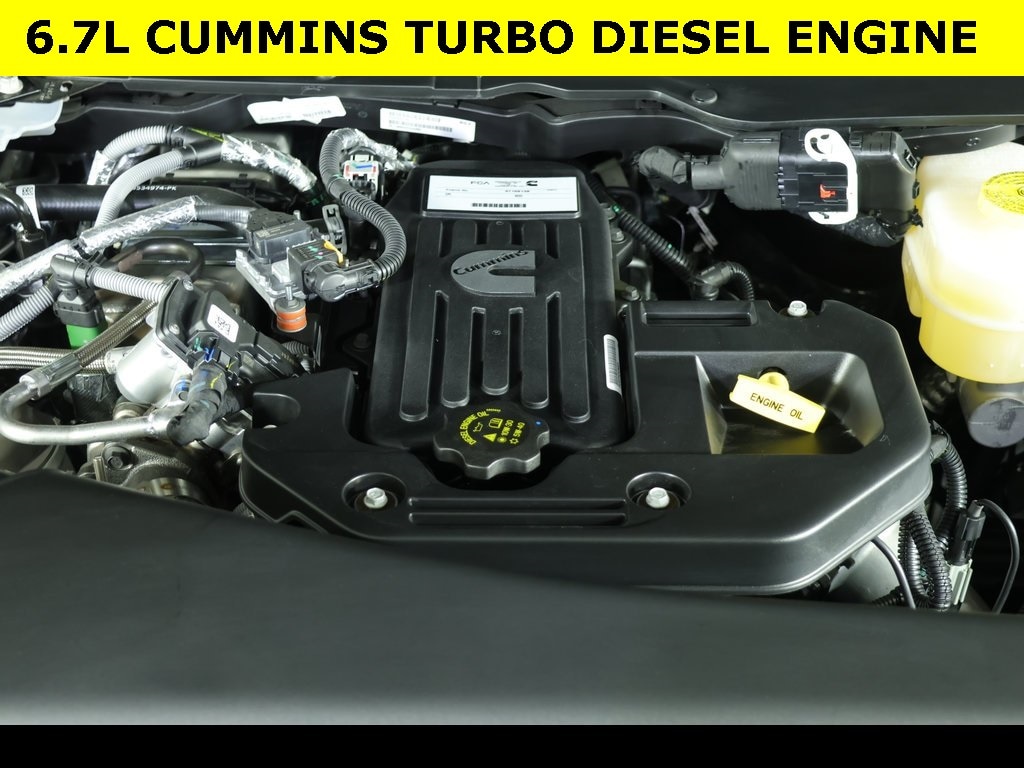 New 2026 Ram 2500 LARAMIE CREW CAB 4X4 6'4 BOX Pickup