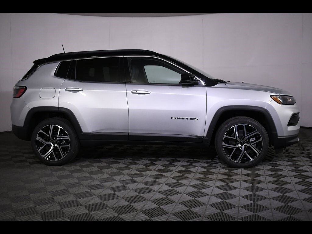 2025 Jeep Compass Limited photo 2