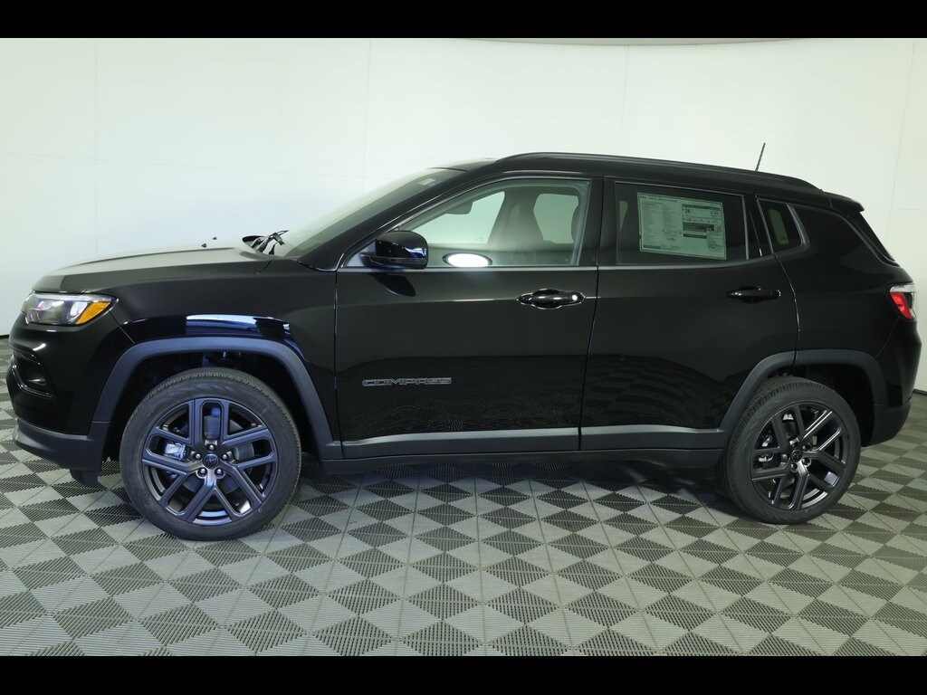 2026 Jeep Compass Limited Altitude photo 2