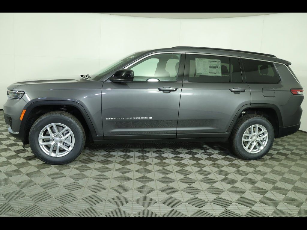 New 2025 Jeep Grand Cherokee L LAREDO X 4X4 Sport Utility