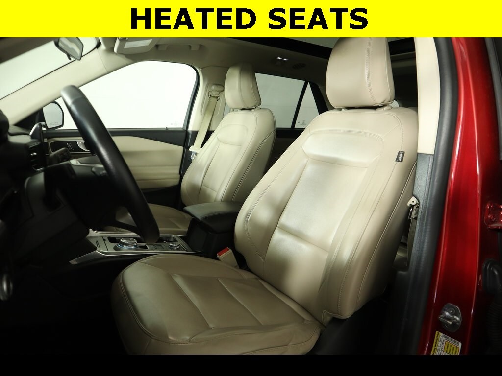 2021 Ford Explorer XLT photo 2
