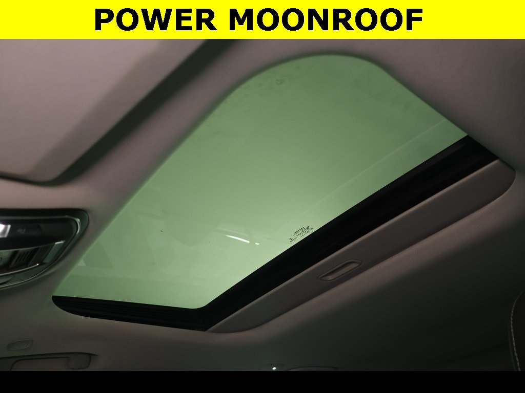 Used 2023 Jeep Grand Cherokee Laredo SUV