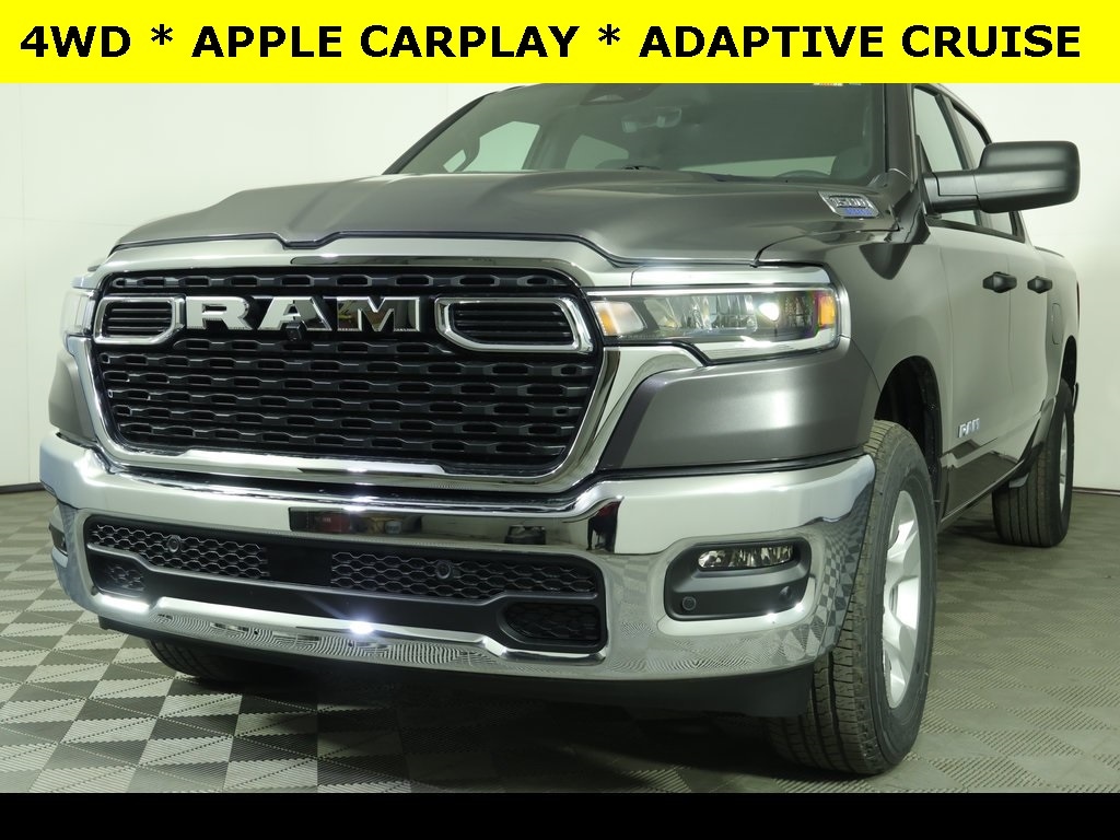 New 2025 Ram 1500 BIG HORN CREW CAB 4X4 5'7 BOX Pickup